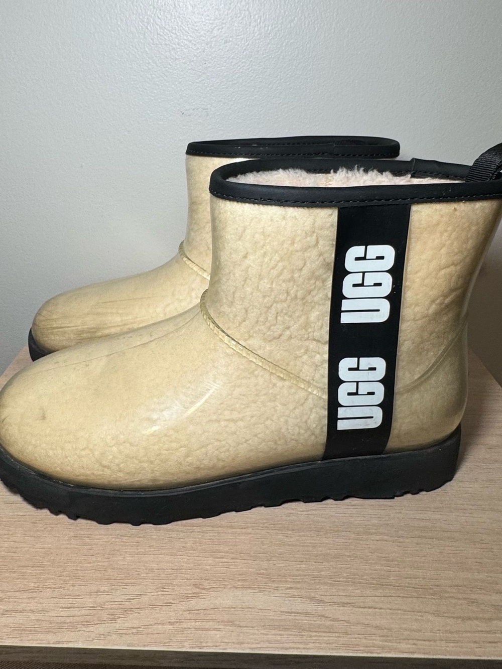 UGG Cream Short Shearling Boot. Waterproof